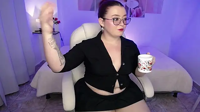 Snapshot of selene_rouse_ chatting on 02.04.26 selene rouse online show from 02.04.26