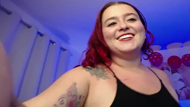 Snapshot of selene_rouse_ chatting on 02.19.26 selene rouse online show from 02.19.26