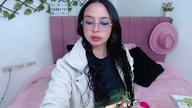 amaris ferrer online show from 01.07.26