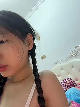 TinyBabe online show from 05.04.26