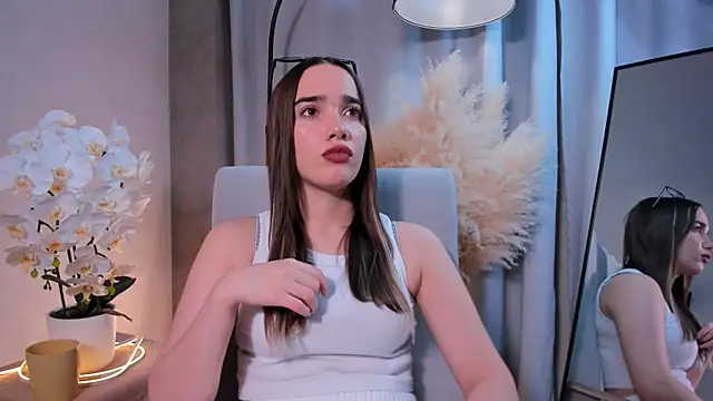 NoraBuffa online show from 11.20.25