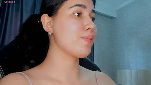 Snapshot of Diara_1an chatting on 06.25.26 Diara 1an online show from 06.25.26