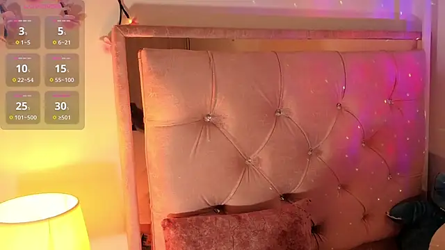 Darapresley777  online show from 11.28.25