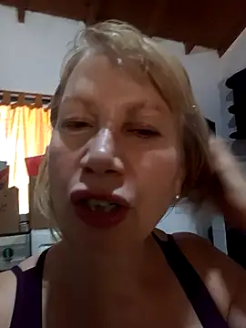 SexyMilf1211 online show from 02.02.26