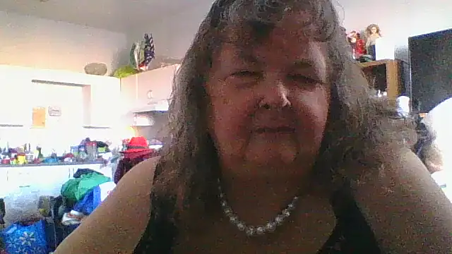 TiguhguhrsRose online show from 11.19.25