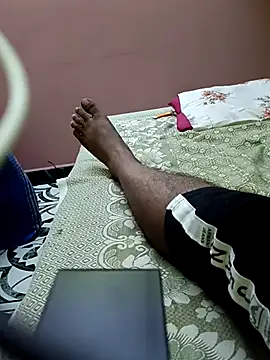 Aahana Shanura online show from 11.30.25