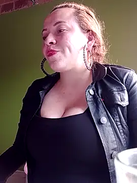 Rouse hot  online show from 02.15.26