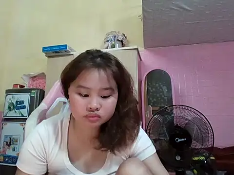 Lina8386 online show from 11.30.25