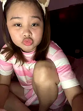 Lina8386 online show from 12.15.25