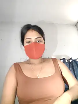 Snapshot of Red_Love_1 chatting on 12.05.25 Red Love 1 online show from 12.05.25