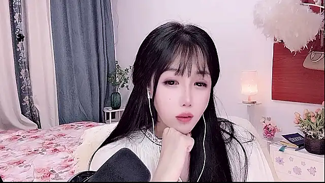 Laura 520 online show from 06.02.26