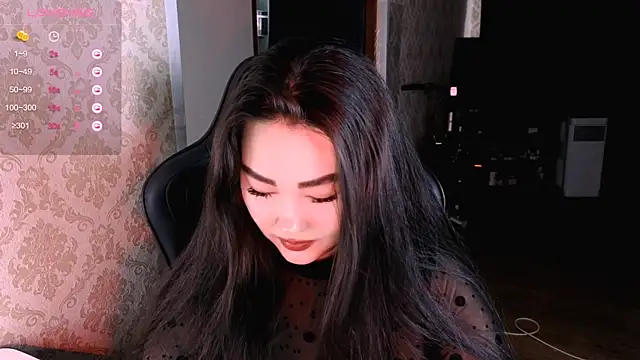 Snapshot of Emma_Uilson chatting on 04.24.26 Emma Uilson online show from 04.24.26