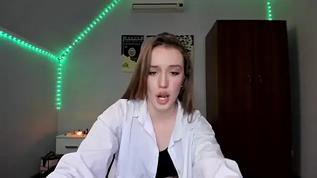 tinyglow online show from 12.02.25