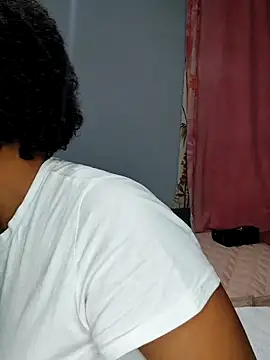 Snapshot of Naive618 chatting on 11.23.25 Naive618 online show from 11.23.25