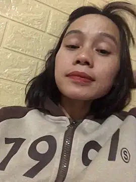 Trangbabylove online show from 12.14.25