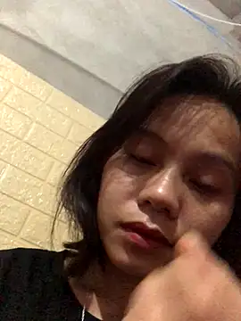 Trangbabylove online show from 12.16.25