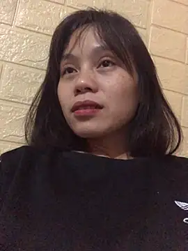 Trangbabylove online show from 12.22.25