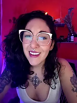 Snapshot of Melinerd chatting on 02.07.26 Melinerd online show from 02.07.26