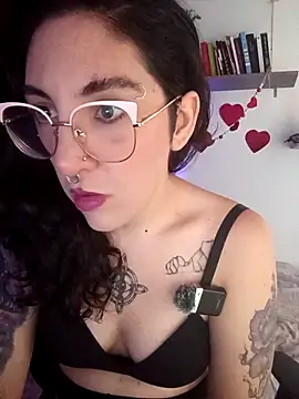 Snapshot of Melinerd chatting on 02.16.26 Melinerd online show from 02.16.26