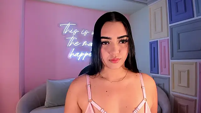 Snapshot of SophieLanne chatting on 02.25.26 SophieLanne online show from 02.25.26