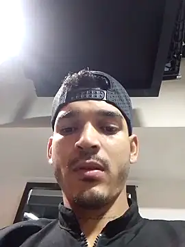 Davidgnzz1993 online show from 11.17.25