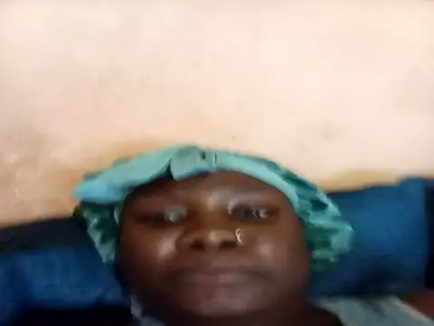 Snapshot of Kitty086 chatting on 11.15.25 Kitty086 online show from 11.15.25