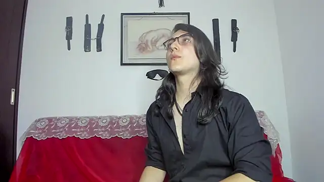 Snapshot of Amoneth_Xx chatting on 11.18.25 Amoneth Xx online show from 11.18.25