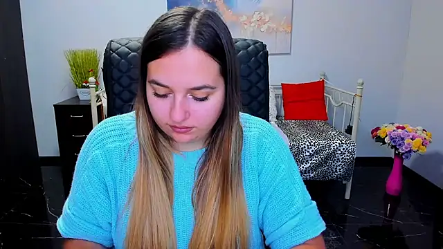 Maria Bond online show from 11.27.25