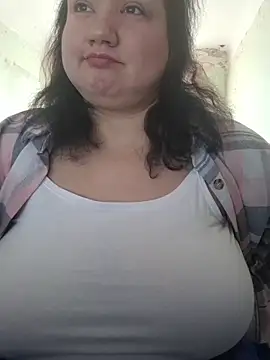 Snapshot of Army99Plus chatting on 11.17.25 Army99Plus online show from 11.17.25