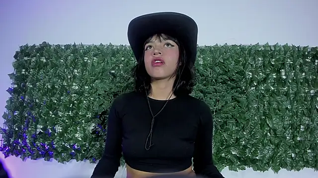 LiilithStonne online show from 01.12.26