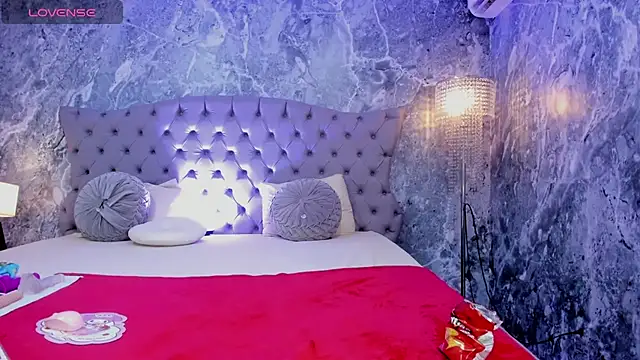 Ada Turner online show from 12.02.25