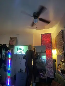 Motherbigbus online show from 03.28.26