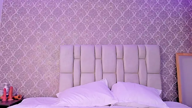 Venuss888 online show from 11.24.25