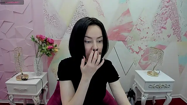 Snapshot of Suzy_mcraky1 chatting on 11.17.25 Suzy mcraky1 online show from 11.17.25