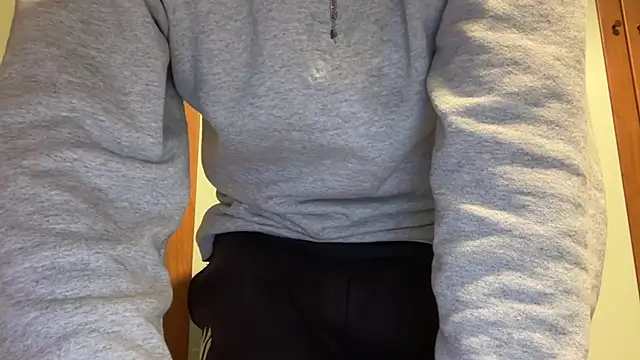 Snapshot of veinmamb666 chatting on 11.19.25 veinmamb666 online show from 11.19.25