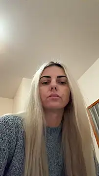 Snapshot of feliciafelon chatting on 02.02.26 feliciafelon online show from 02.02.26