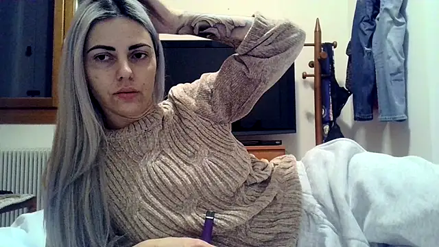 Snapshot of feliciafelon chatting on 03.06.26 feliciafelon online show from 03.06.26