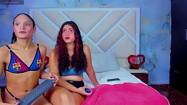 TrioPecadoVIP online show from 11.22.25