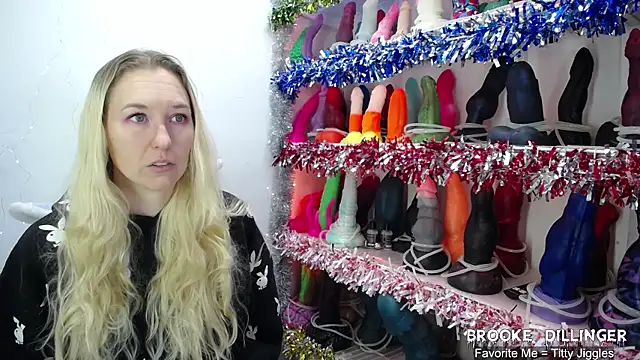 BrookeDillinger online show from 12.15.25