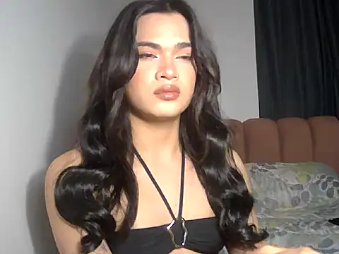 Snapshot of fairuu chatting on 11.18.25 fairuu online show from 11.18.25