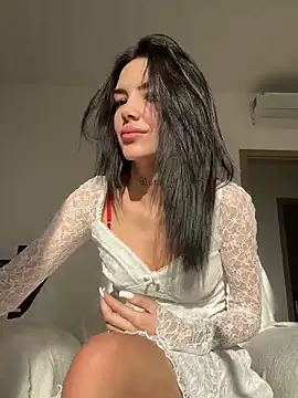 Snapshot of lunababy77 chatting on 02.24.26 lunababy77 online show from 02.24.26