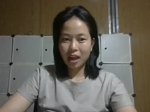Snapshot of Cat-meow chatting on 06.29.26 Cat-meow online show from 06.29.26