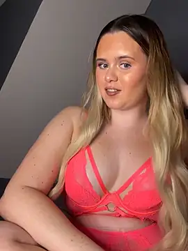 Blonde Bunny online show from 11.22.25