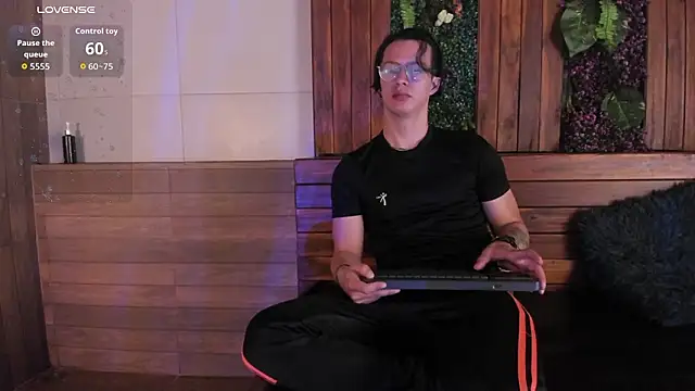 Brandon starkk online show from 03.12.26