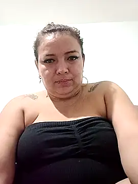 Snapshot of Carsu10 chatting on 11.28.25 Carsu10 online show from 11.28.25