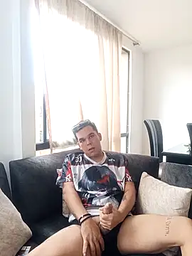 lxKyo online show from 11.16.25