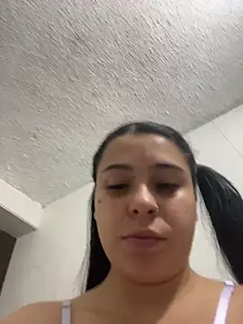 Katherinesweett  online show from 12.16.25