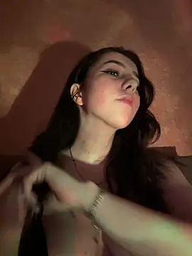 Anoraaa8A online show from 06.25.26
