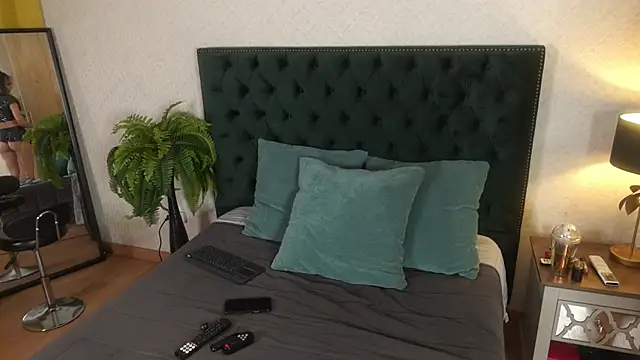 VitoriaCarusso online show from 02.28.26