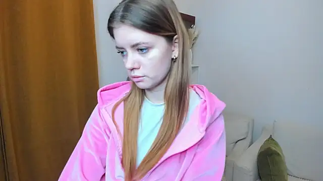 AngelesBenitz online show from 12.03.25